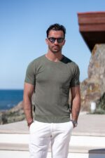 T-SHIRT DE MALHA BÁSICA VERDE KAKI IC WEAR
