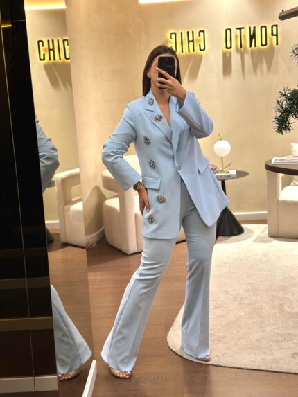BLAZER AZUL COM APLICAÇÕES RINASCIMENTO