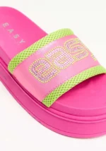 CHINELO FUCHSIA LANÇA PERFUME