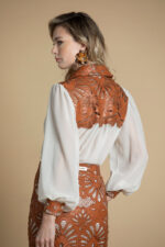 CAMISA COM BORDADOS SAHOCO - Image 3