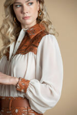 CAMISA COM BORDADOS SAHOCO - Image 2
