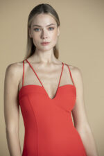 VESTIDO CURTO VERMELHO COM FLOR SAHOCO - Image 3