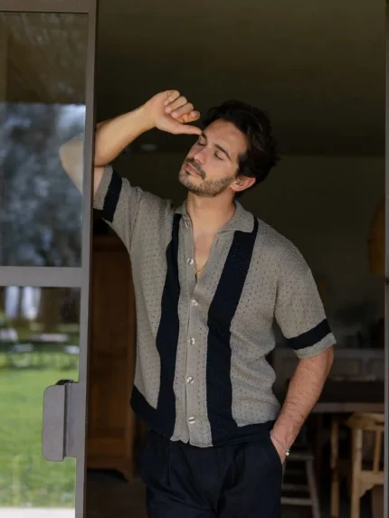 CAMISEIRO PONTO CROCHÊ PERFURADO COM RISCAS TAUPE ZOLF