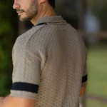 CAMISEIRO PONTO CROCHÊ PERFURADO COM RISCAS TAUPE ZOLF - Image 3