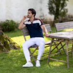 POLO TRICOT TRICOLOR COM BOTÃO AZUL ZOLF