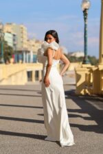 VESTIDO COMPRIDO BRANCO COM FOLHO PONTO CHIC - Image 4