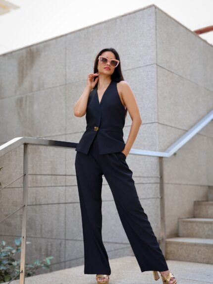 CONJUNTO PRETO PANTALONA E COLETE PONTO CHIC