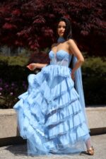 VESTIDO COMPRIDO AZUL COM FOLHOS NO SECRETS - Image 3