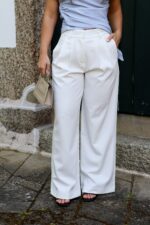 PANTALONA BRANCA COM PREGAS PONTO CHIC - Image 4