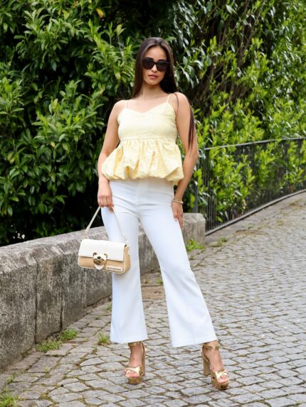 CALÇA BRANCA COM VINCO PONTO CHIC