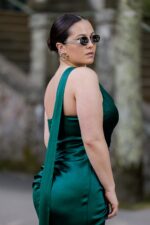 VESTIDO COMPRIDO VERDE COM PREGAS PONTO CHIC - Image 4