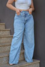 CALÇA WIDE LEG COM TRESPASSE NA FRENTE PONTO CHIC - Image 3