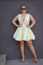 VESTIDO AMARELO COM GODÉS PONTO CHIC - Image 2