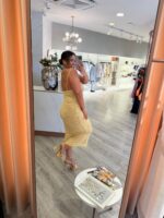 VESTIDO AMARELO TECIDO RENDADO PONTO CHIC - Image 3