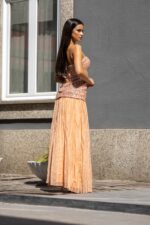 VESTIDO SALMÃO COM LANTEJOULAS PONTO CHIC - Image 4