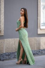 VESTIDO VERDE COMPRIDO LANTEJOULAS PONTO CHIC - Image 4