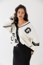 CARDIGAN COM LOGOTIPO GAELLE PARIS - Image 4