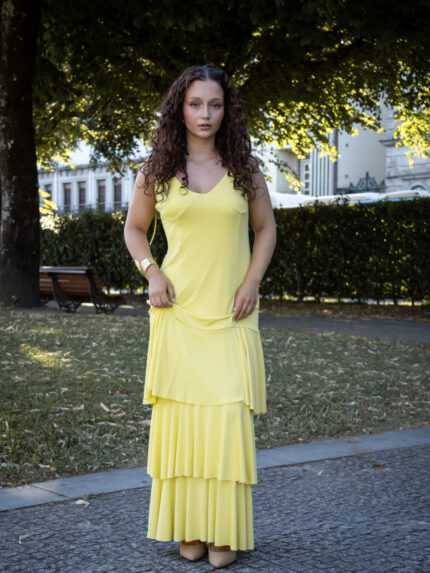 VESTIDO COMPRIDO AMARELO COM FOLHOS PONTO CHIC