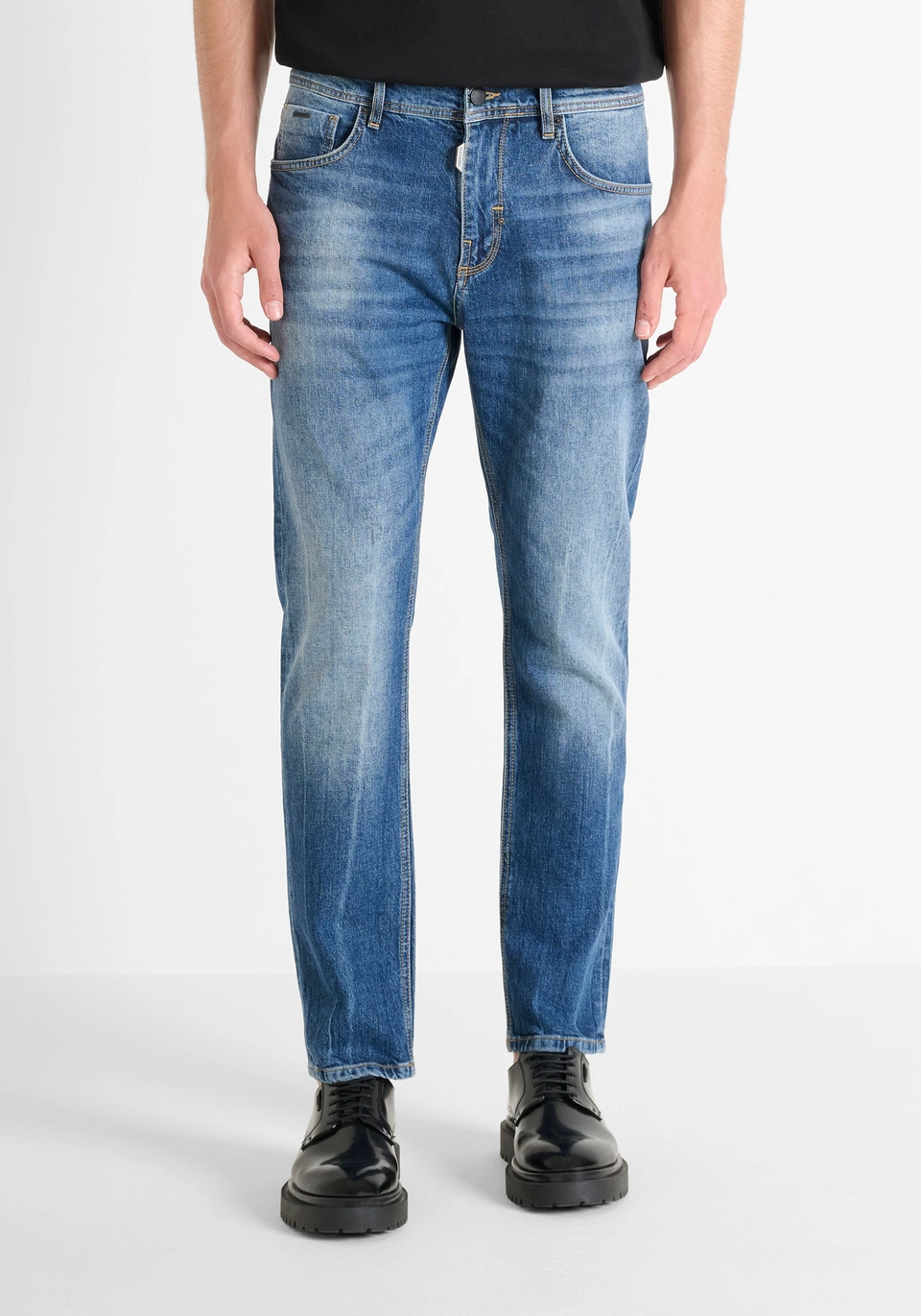 MMDT00299-FA750371-7010-1-W02169_01 CALÇA JEANS CROPPED EM DENIM ATONY MORATO - Image 1