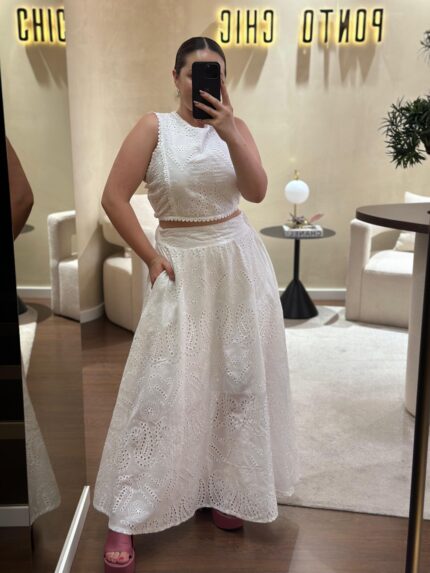 CONJUNTO TOP E SAIA BORDADO INGLÊS PONTO CHIC