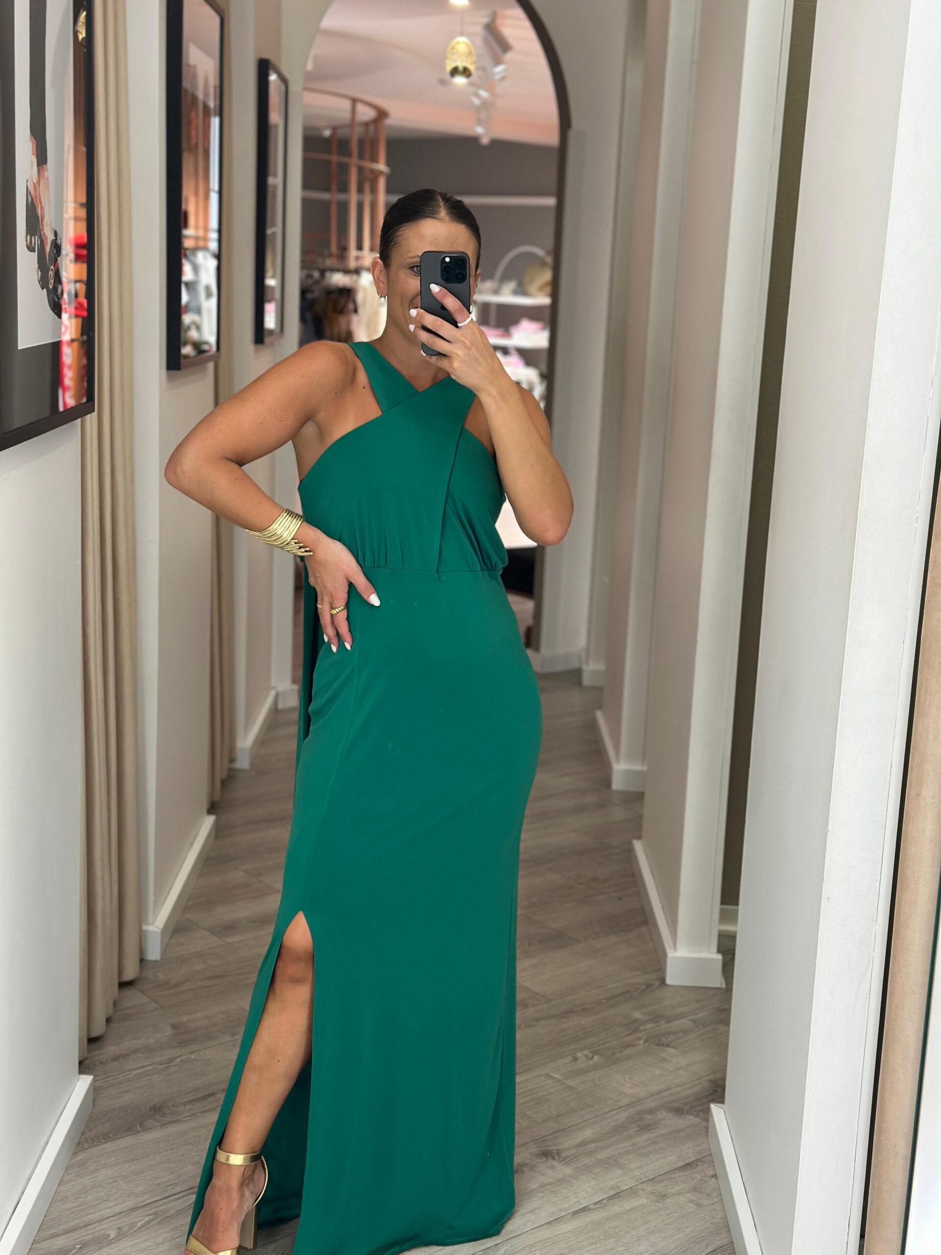 WhatsApp Image 2025-07-12 at 13.44.09 (5) VESTIDO COMPRIDO VERDE CRUZADO PONTO CHIC - Image 1
