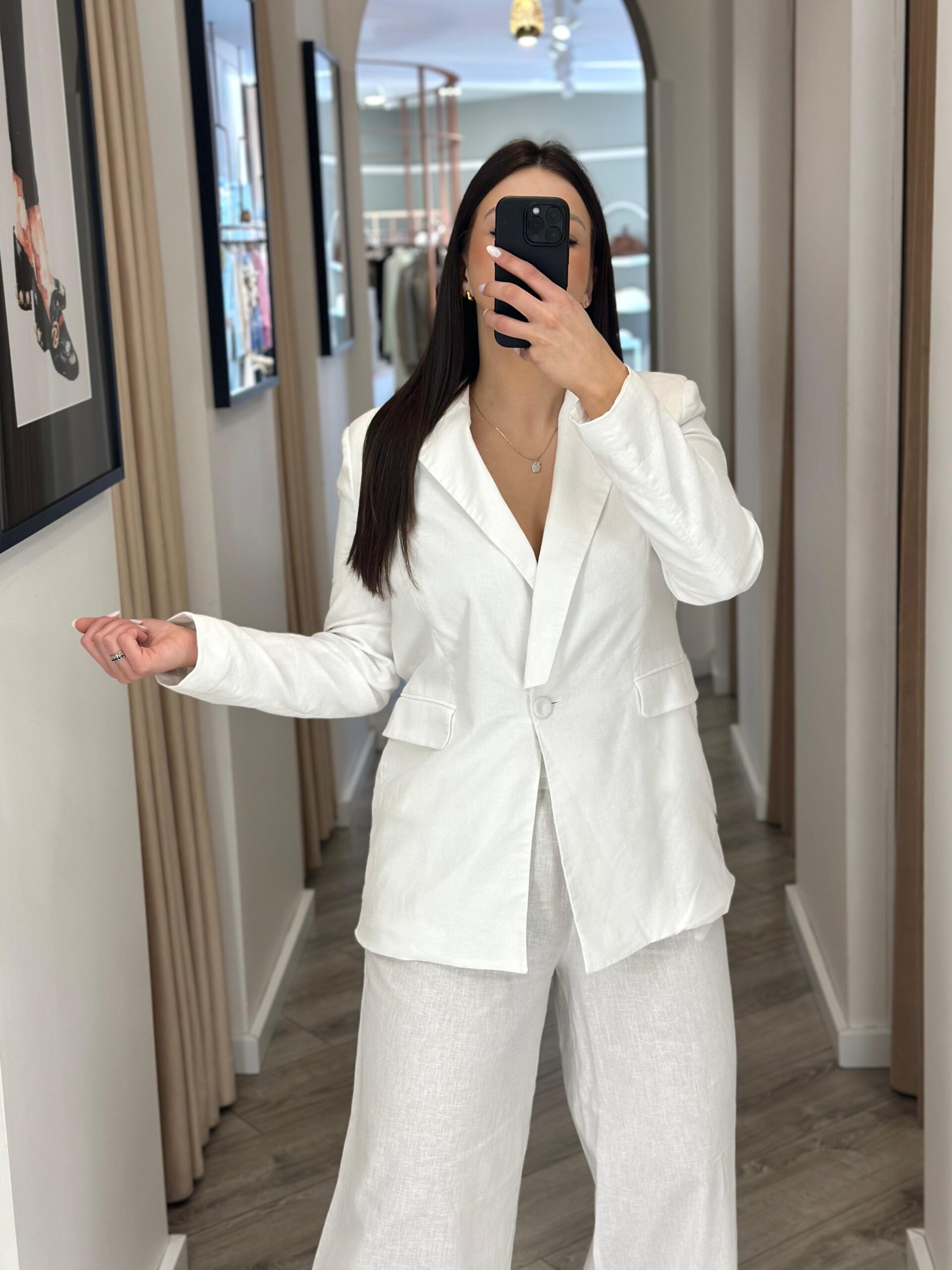 WhatsApp Image 2026-02-22 at 16.49.02 (17) BLAZER COM GOLA JIJIL - Image 1
