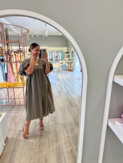 VESTIDO KAKI GODÉ PONTO CHIC