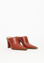 BOTA EM COURO COM BIQUEIRA LANÇA PERFUME - Image 2