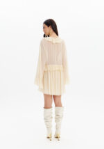 VESTIDO CREME COM FOLHOS LANÇA PERFUME - Image 4