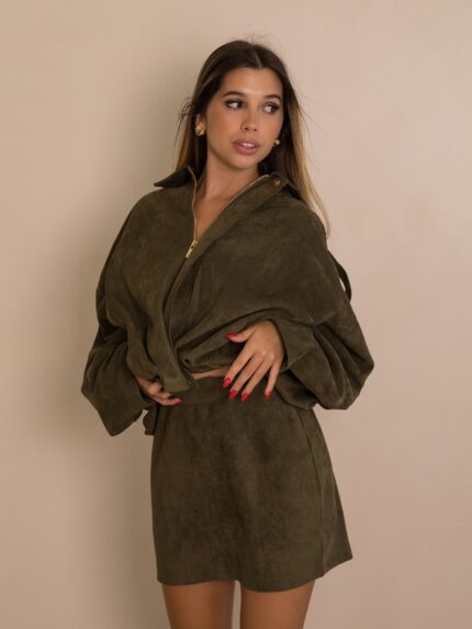 SAIA CURTA VERDE PONTO CHIC