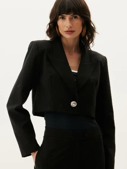BLAZER CURTO PRETO COM BORDADO LANÇA PERFUME