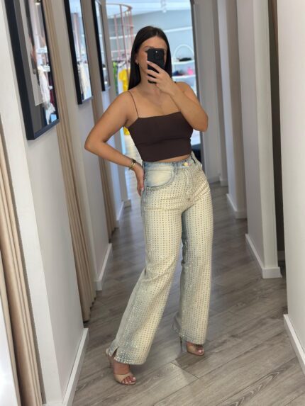 CALÇA DE GANGA  COM TACHAS DOURADAS LANÇA PERFUME