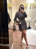 VESTIDO EM MALHA CASTANHO COM FRANJAS PONTO CHIC - Image 2