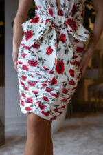 VESTIDO ESTAMPA ROSA COM LAÇO MAXI LANÇA PERFUME - Image 4