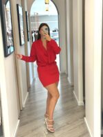 VESTIDO VERMELHO DRAPEADO COM DECOTE EM V RINASCIMENTO