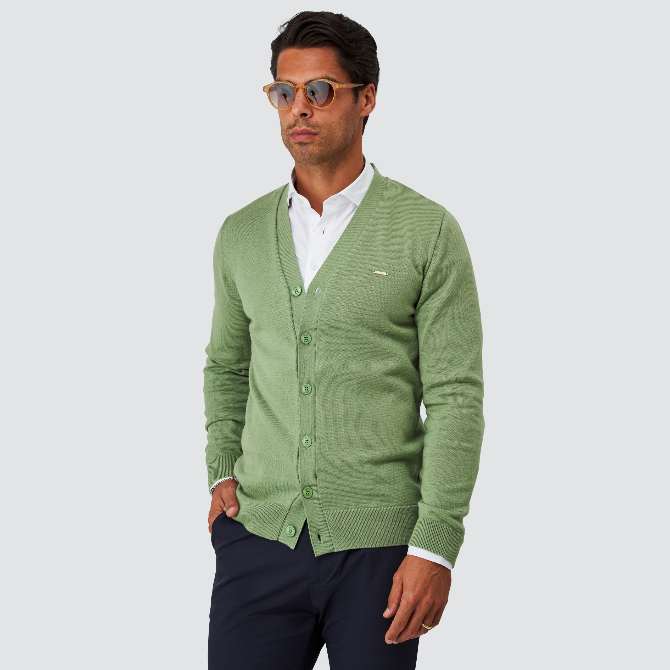 Zolf_09-09_0140-scaled CARDIGAN COM BOTÕES VERDE MATCHA ZOLF - Image 1