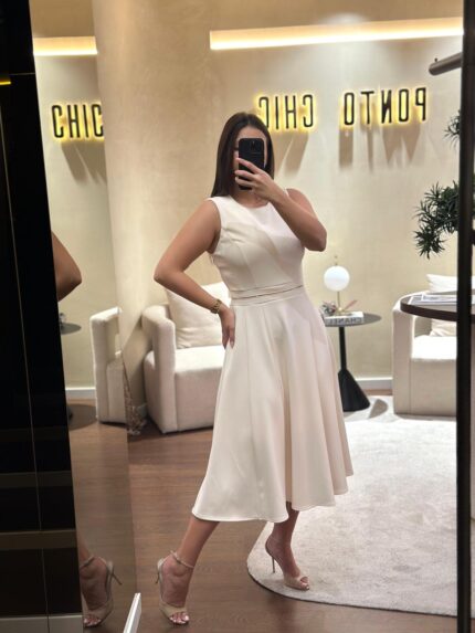 VESTIDO EVASÉ BEGE RINASCIMENTO