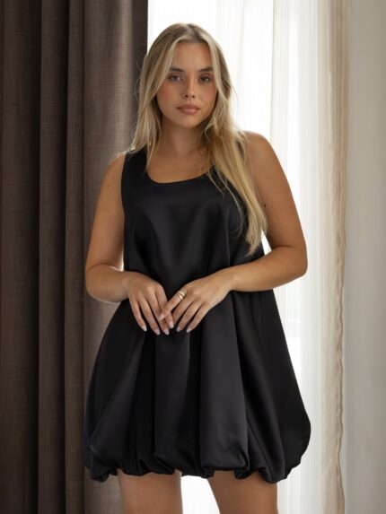 VESTIDO PRETO FLUÍDO ELEH
