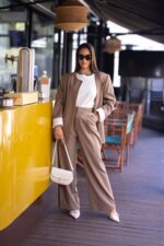 BLAZER CAMEL COM BRILHO ELEH - Image 3