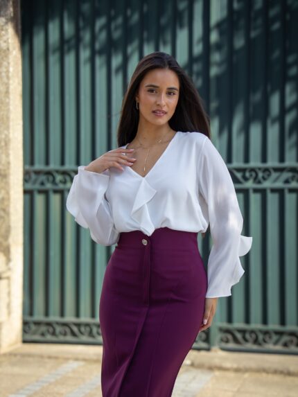 BLUSA BRANCA COM FOLHOS SILVINA CAMPOS
