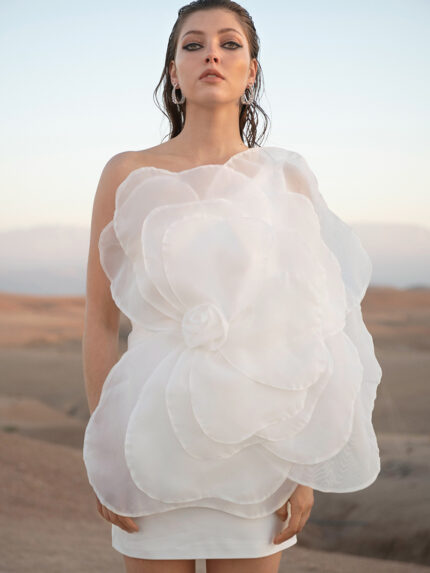 VESTIDO ACETINADO COM MAXIFLOR BRANCO SAHOCO