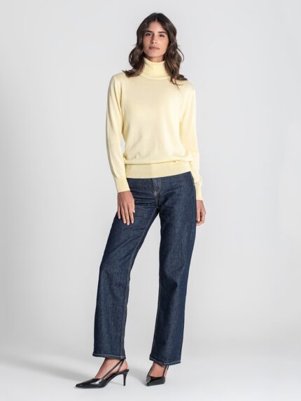 CAMISOLA  AMARELO MANTEIGA COM GOLA ALTA  RUGA