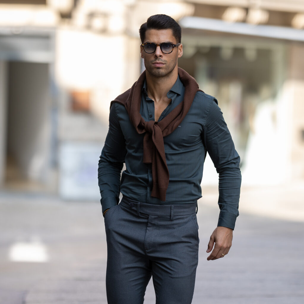 8H4A6959-1024×1024-1 (1) CAMISA GOLA ITALIANA COM RISCA SLIM FIT VERDE ZOLF - Image 1