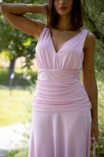 VESTIDO ROSA CLARO COM DECOTE PROFUNDO RINASCIMENTO - Image 4