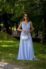 VESTIDO AZUL CLARO COM DECOTE PROFUNDO RINASCIMENTO - Image 2