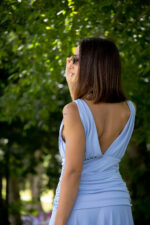 VESTIDO AZUL CLARO COM DECOTE PROFUNDO RINASCIMENTO - Image 6