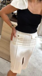 SAIA BRANCA COM BOLSOS FRONTÁIS RINASCIMENTO - Image 5