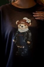 SWEATSHIRT PRETA COM URSO APLICADO DIXIE - Image 3