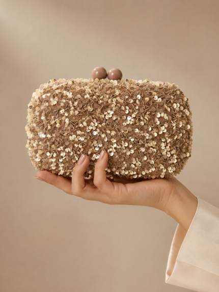 CLUTCH DE VELUDO COM LANTEJOULAS TAUPE PONTO CHIC