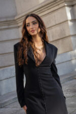 VESTIDO PRETO ESTILO BLAZER COM FECHO FRONTAL IMPERIAL - Image 6